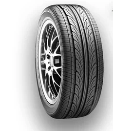 لاستیک 205/60R14 کومهو مدل KU33 یک تایر چهارفصل با کیفیت است که چسبندگی مناسب، سواری نرم و دوام بالا را برای خودروهای سواری فراهم می‌کند. این لاستیک عملکرد قابل اطمینانی در شرایط مختلف آب‌وهوایی ارائه می‌دهد.
